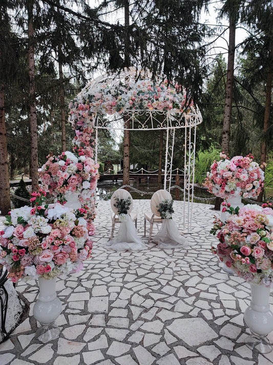 Create a Dreamy Wedding Customize Your Wedding Theme