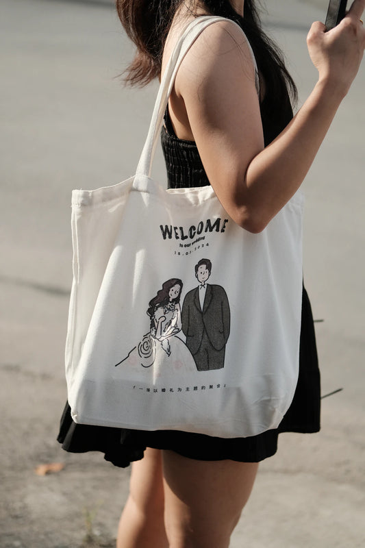 Choosing Personalized Items for the Bride  Bridal Party